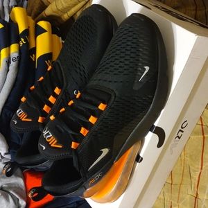 Nike Air Max 270